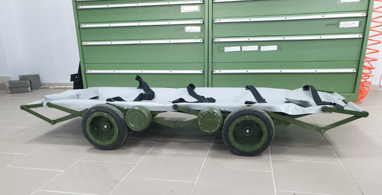 «First the vapors, then the developments»: KPI students create an electric stretcher for military evacuation
